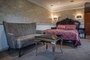 Guildford Manor Hotel & Spa