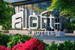 Aloft Portland Airport at Cascade Station