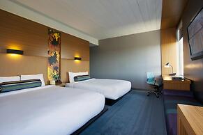 Aloft Portland Airport at Cascade Station