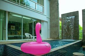 Peach Blossom Resort