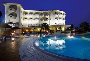 Sunshine Hotel & Spa