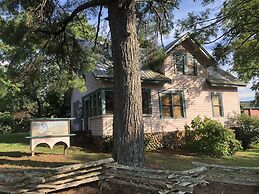 Smokies Bed and Breakfast