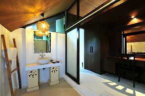 Dhevan Dara Resort & Spa