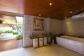 Dhevan Dara Resort & Spa