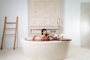 Dhevan Dara Resort & Spa
