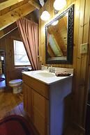 Creekwalk Inn and Cabins