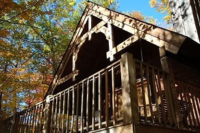 Creekwalk Inn and Cabins