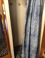 Creekwalk Inn and Cabins