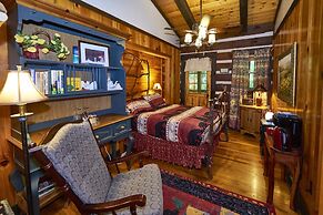 Creekwalk Inn and Cabins