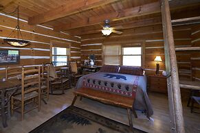 Creekwalk Inn and Cabins