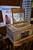 Creekwalk Inn and Cabins