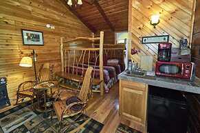 Creekwalk Inn and Cabins