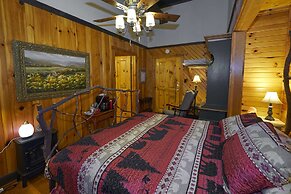 Creekwalk Inn and Cabins