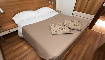 Happy Village & Camping