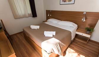 Happy Village & Camping