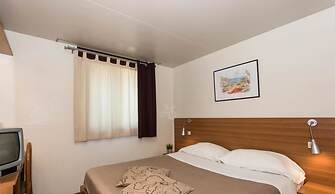 Happy Village & Camping