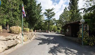 Happy Village & Camping