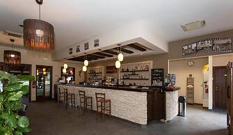 Happy Village & Camping