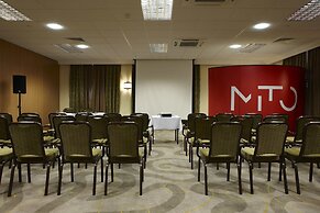 Holiday Inn Kenilworth - Warwick by IHG