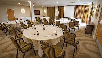 Holiday Inn Kenilworth - Warwick by IHG
