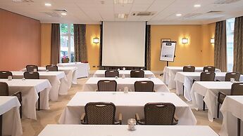 Holiday Inn Kenilworth - Warwick by IHG