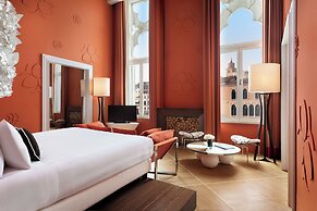 Sina Centurion Palace