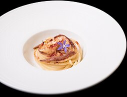 Sina Centurion Palace