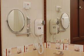 The City Inn Hotel & Casino