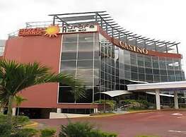 The City Inn Hotel & Casino