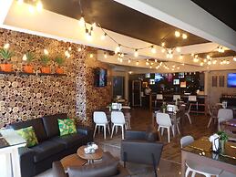 The City Inn Hotel & Casino