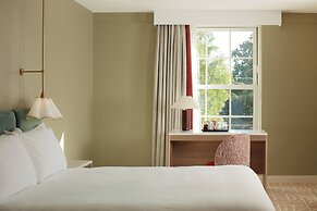 The Lensbury Resort