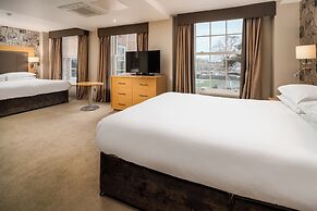 The Lensbury Resort