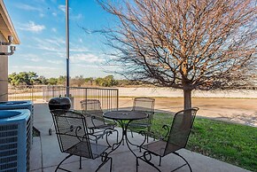 La Quinta Inn & Suites by Wyndham Eastland