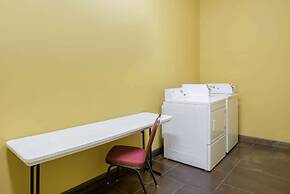 La Quinta Inn & Suites by Wyndham Eastland