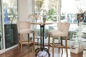 Best Western Maison B Hotel