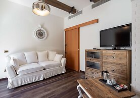 Best Western Maison B Hotel