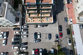 Best Western Maison B Hotel