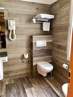 Best Western Maison B Hotel