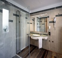 Best Western Maison B Hotel