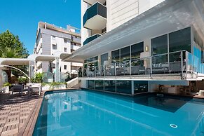 Best Western Maison B Hotel