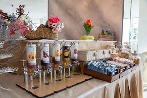 Best Western Maison B Hotel