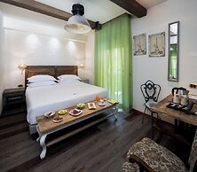 Best Western Maison B Hotel