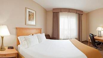 Holiday Inn Express & Suites Chesterfield by IHG