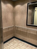 Royal Pacific Motor Inn