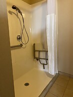 Royal Pacific Motor Inn
