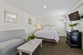 Pink Blossom Family Resort