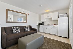 Pink Blossom Family Resort