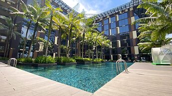 Crowne Plaza Changi Airport by IHG