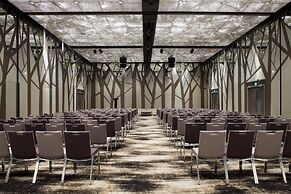 Crowne Plaza Changi Airport by IHG