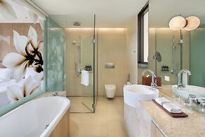 Crowne Plaza Changi Airport by IHG